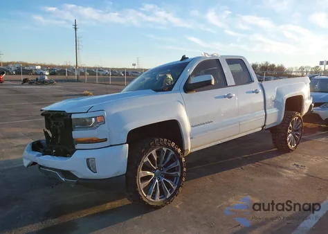 2016 Chevrolet Silverado 1500 2Lt из США, поврежденный, VIN 1GCVKREC6GZ132418